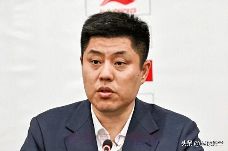 胜福建发布会!潘江认可重点人限制,焦海龙反思罚球,凯撒被打服 胜福建发布会!潘江认可重点人限制,焦海龙反思罚球,凯撒被打服