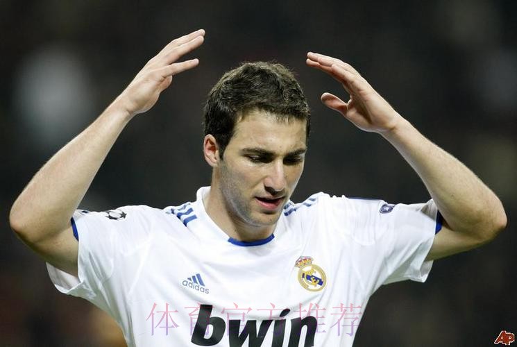 使馆就皇马球迷辱华言论回应：已提出严正交涉！